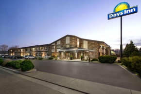 Отель Days Inn by Wyndham Fort Collins  Форт Коллинс